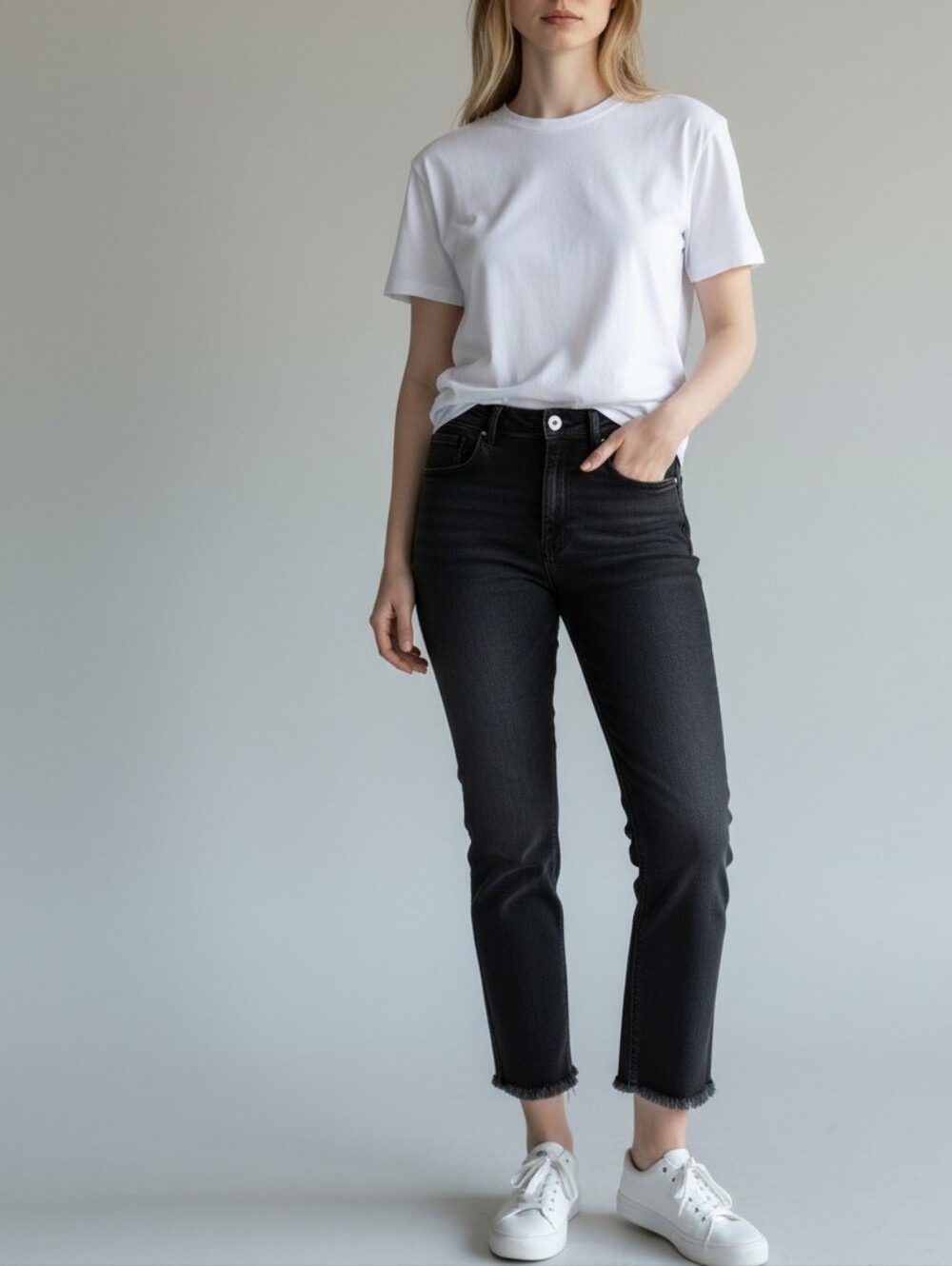 Zara Black Cropped High-Rise Jeans with Frayed Hem Womens 12 Boho Retro 90s Y2K